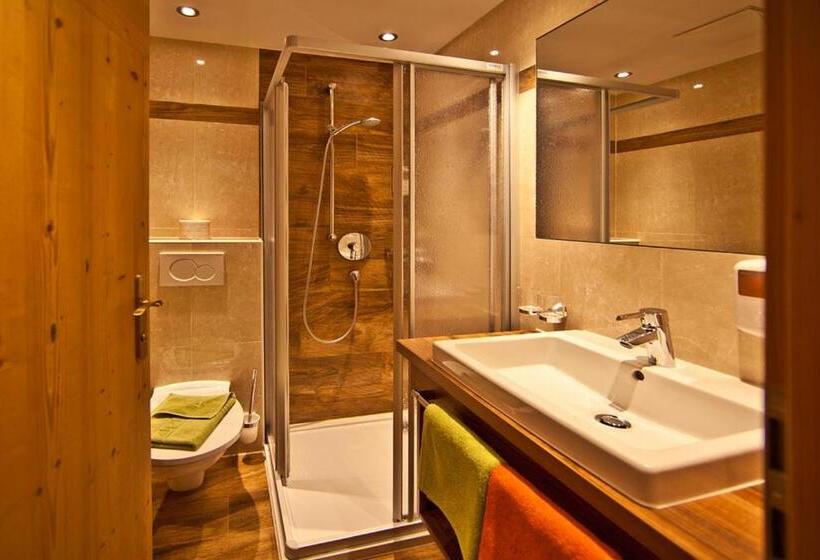 اتاق استاندارد, Landhotel Rauchenwalderhof