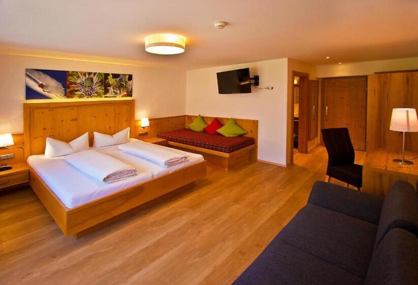 اتاق لوکس, Landhotel Rauchenwalderhof