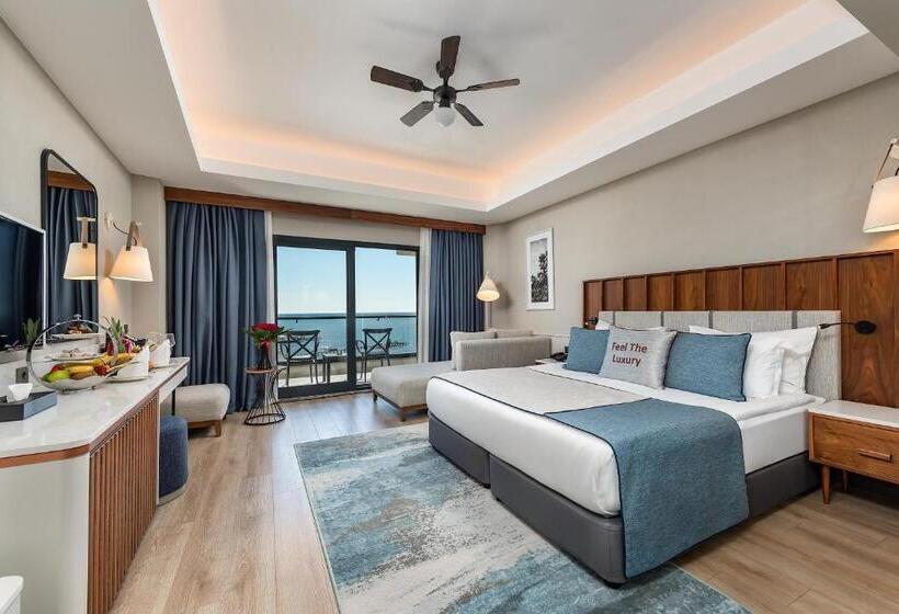 Номер Стандарт Вид на Бассейн, Seaden Quality Resort & Spa Ultra All Inclusive