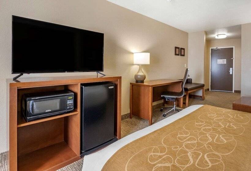Люкс, Comfort Suites Coralville I80