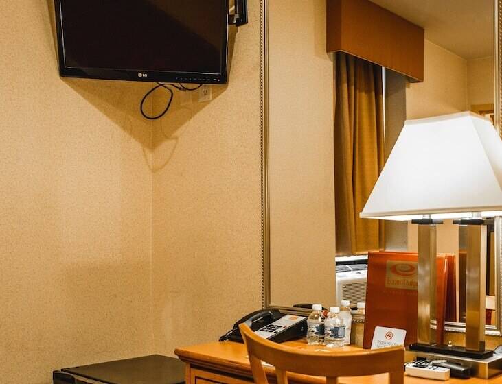 高级大房间, Econo Lodge Times Square