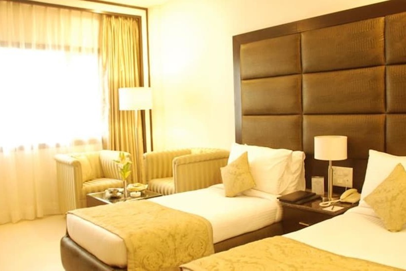 标准间, Shanti Palace Mahipalpur