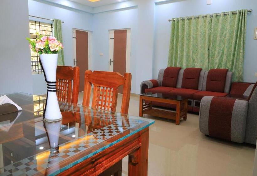 Апартаменты 2 Спальни, T Homes Thekkady