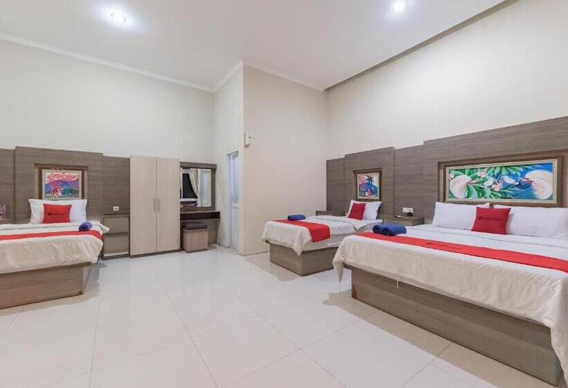 Семейный Номер, Reddoorz Resort Premium @ Sangkan Hurip Kuningan