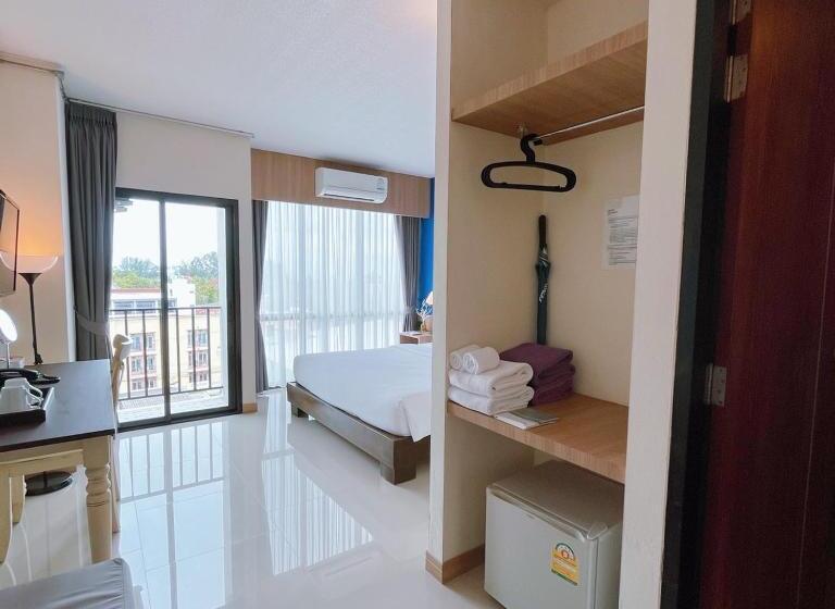 اتاق استاندارد, The Sixteenth Naiyang Beach Hotel Sha Plus