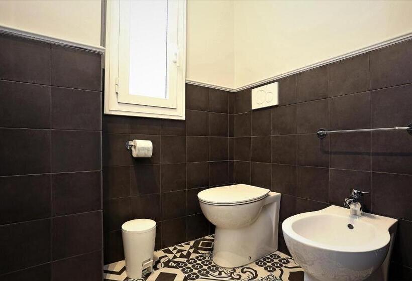 اتاق لوکس, Romantica Guest House