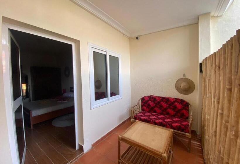 اتاق استاندارد اینتریور, L'oasis Guesthouse