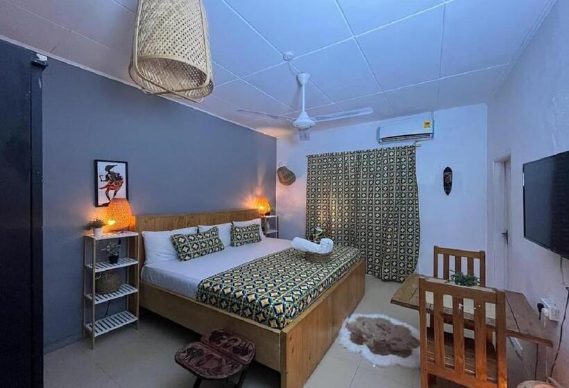 Deluxe Suite King Bed, African Treasure Beach Resort