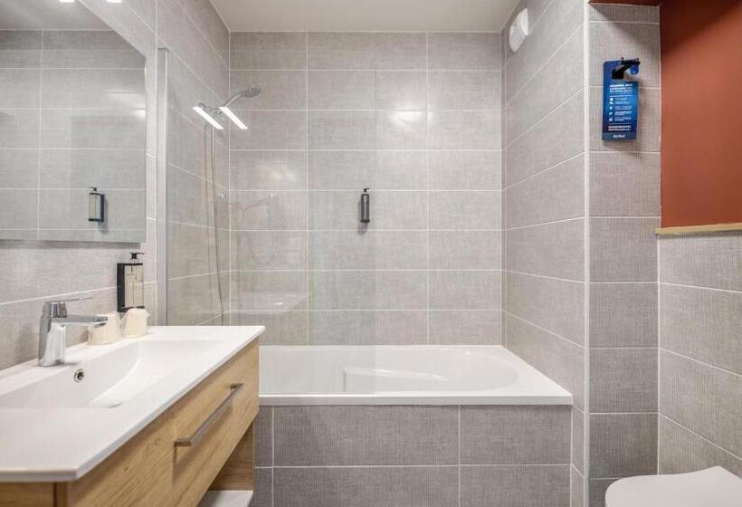 Номер Стандарт, Kyriad Bordeaux Nord Sainte Eulalie