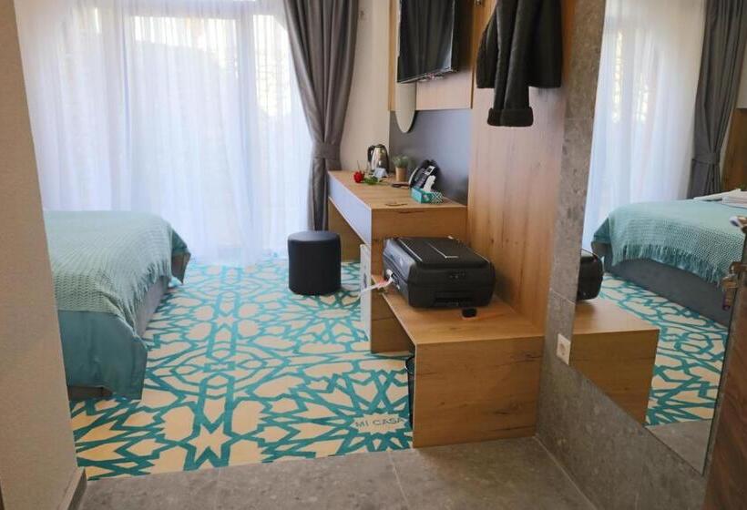 اتاق استاندارد, Mi Casa