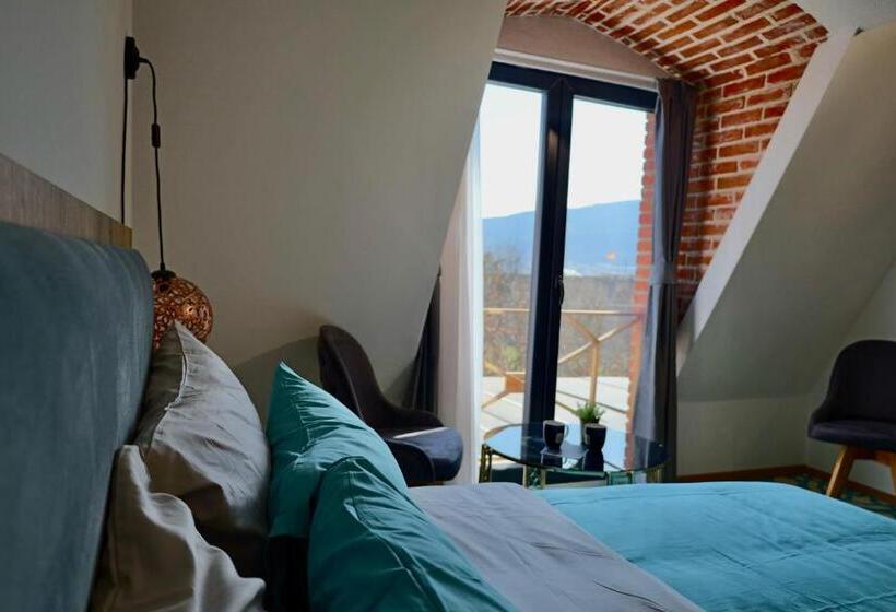 اتاق سوپریور با تخت بزرگ, Mi Casa