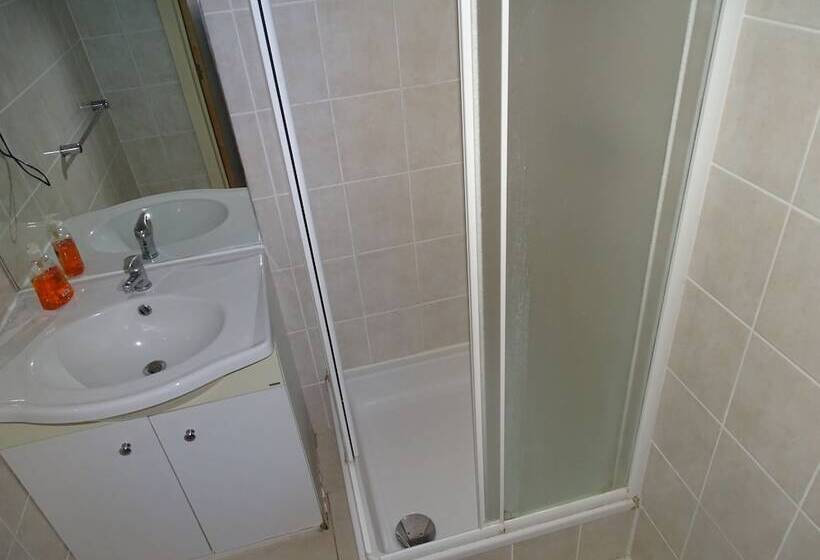 Семейные Апартаменты, Ambassador Suites Leuven