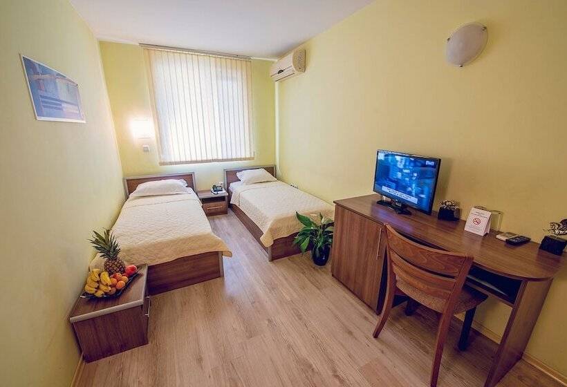 اتاق استاندارد, Family Hotel Gran Ivan