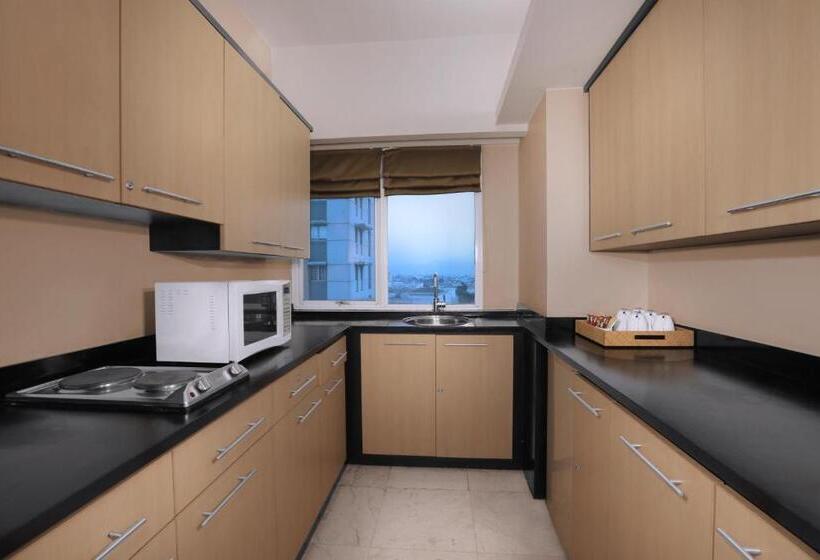 Апартаменты 3 Спальни, Grand Dafam Braga Bandung