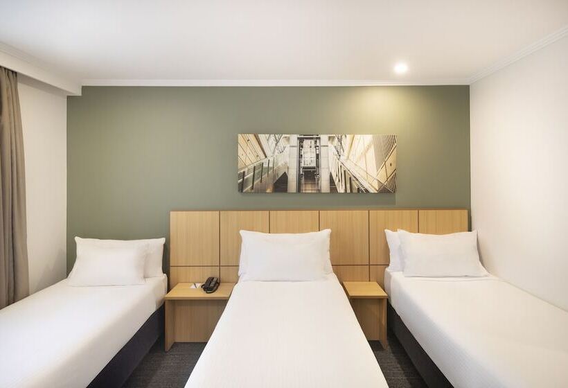 Номер Стандарт Трехместный, Mercure Sydney Macquarie Park
