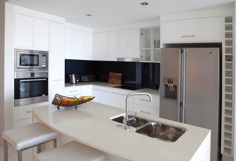 침실 2개 바다 전망 아파트, Vue Apartments Trinity Beach