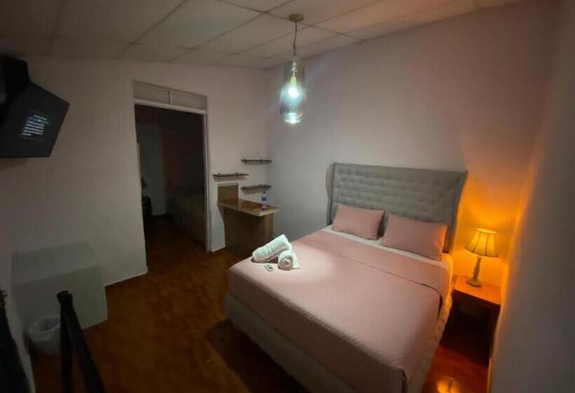 اتاق لوکس خانوادگی, Velvet Hostal La Novena