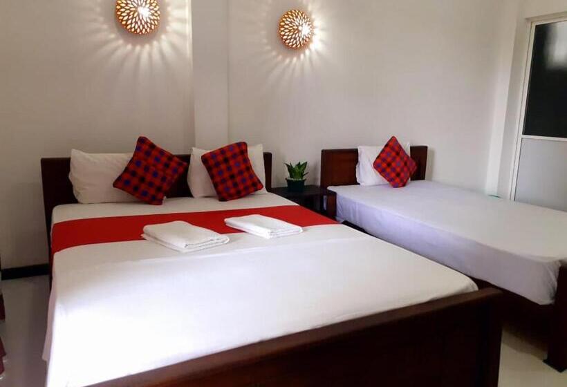 اتاق لوکس, Jasmine White House Restaurant & Spa