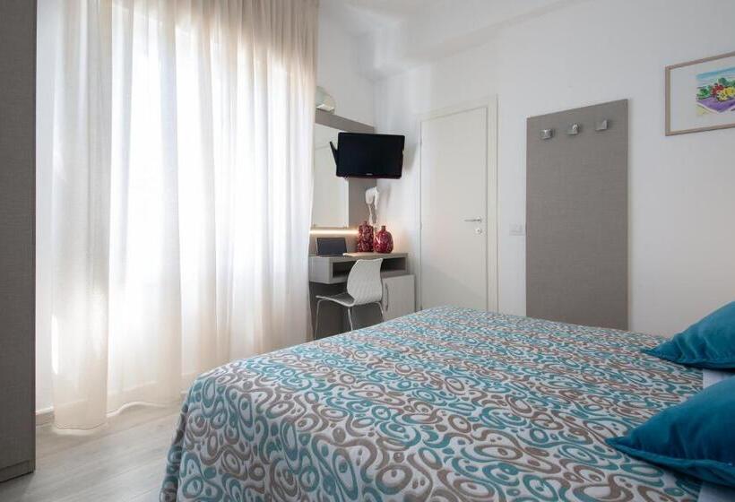 Quarto Estandar, Sole