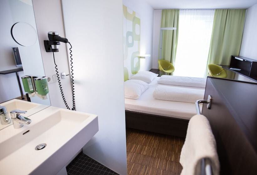 استودیوی استاندارد, Arte Hotel Krems