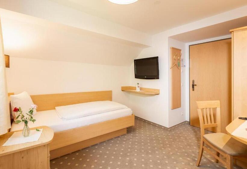 Номер Комфорт Индивидуальный, Landhotel Stofflerwirt