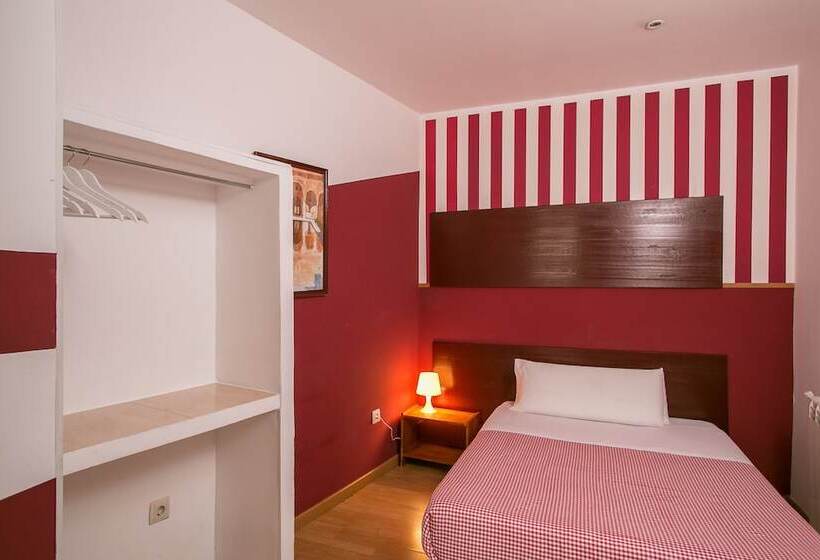 اتاق استاندارد با سرویس بهداشتی مشترک, Hostal La  Casa  De La  Plaza