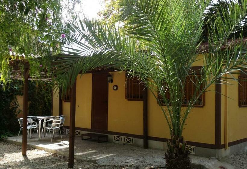 スタンダードバンガロー, Camping Las Palmeras