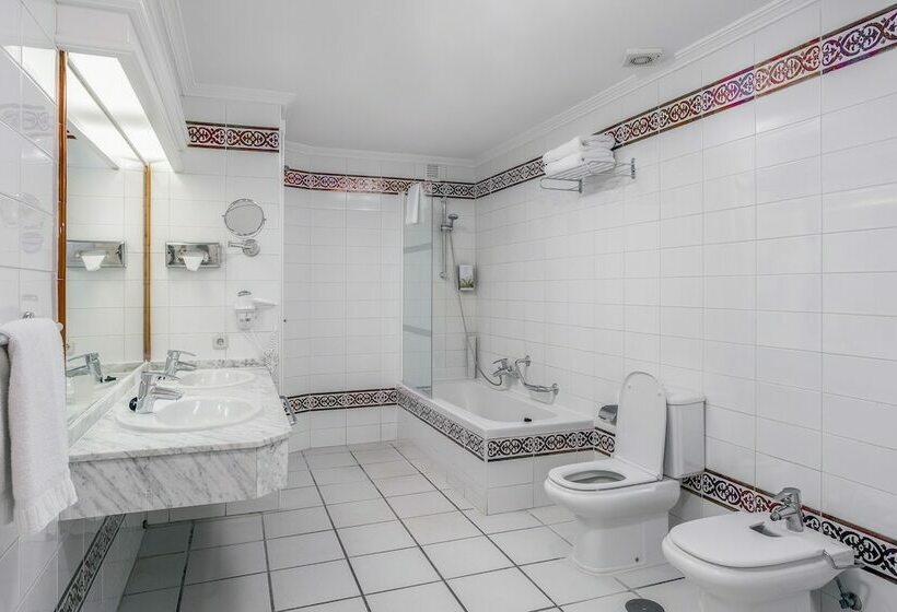 Семейные Апартаменты 3 Спальни, Santa Barbara Golf and Ocean Club