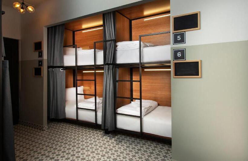 ルームシェアのワンベッド, Hostal Casa Mx Centro