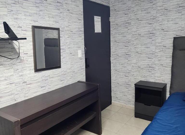 Quarto Triplo Basic, El Hostalito Metepec