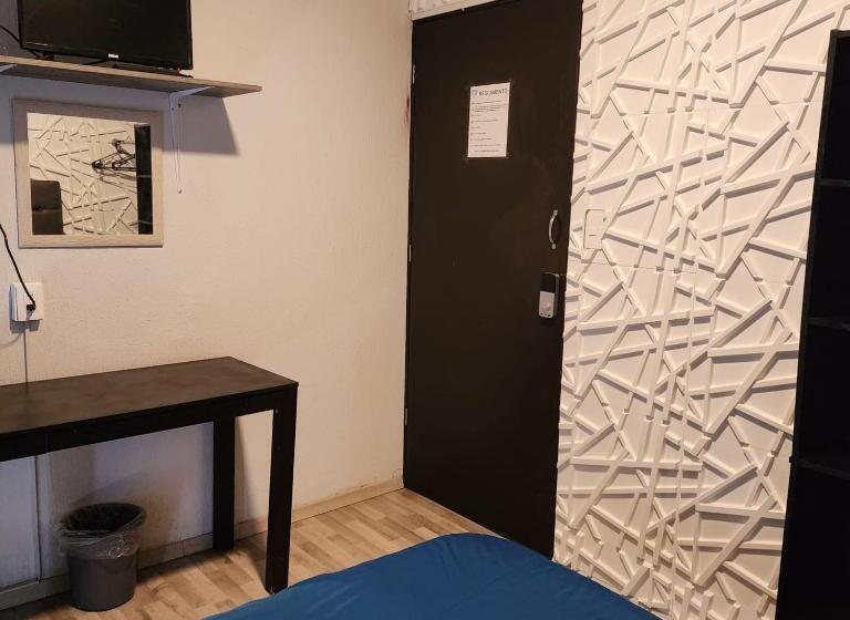 Quarto Estandar com Sacada, El Hostalito Metepec