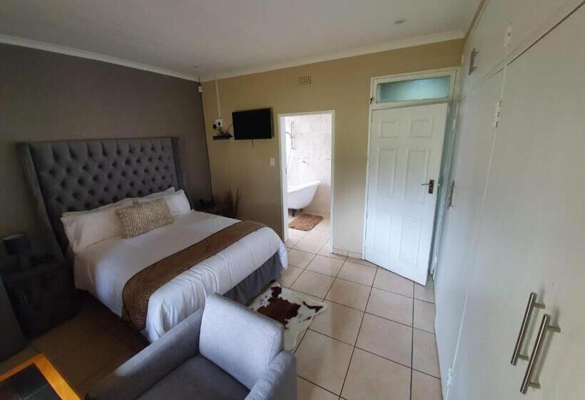 Семейный Номер, Sm Africa Guest House