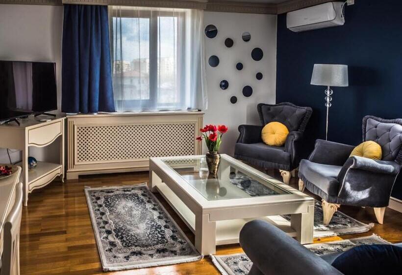 Апартаменты Deluxe 1 Спальня, Sky Park Home