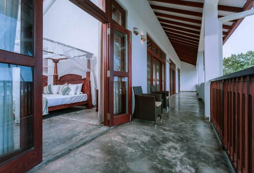 اتاق استاندارد با چشم‌انداز دریا, 360 Surf Weligama Bay
