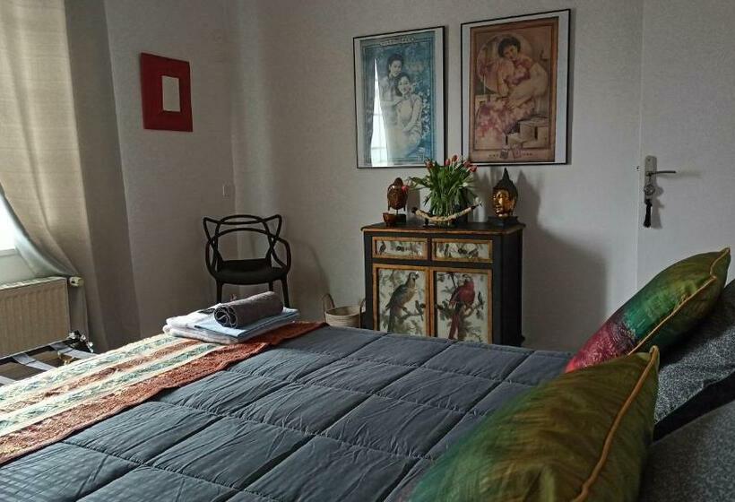 Номер Стандарт Вид на Сад, Chambre D Hote Le Clos Valmont