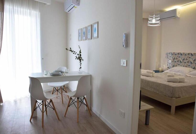 Апартаменты 1 Спальня с Балконом, Accòmodati B&b