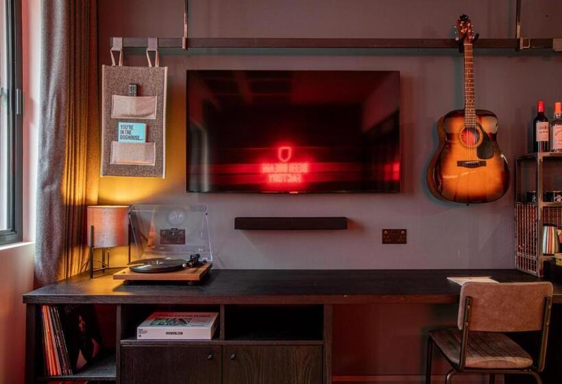 Quarto Estandar Cama King, Brewdog Doghouse Manchester
