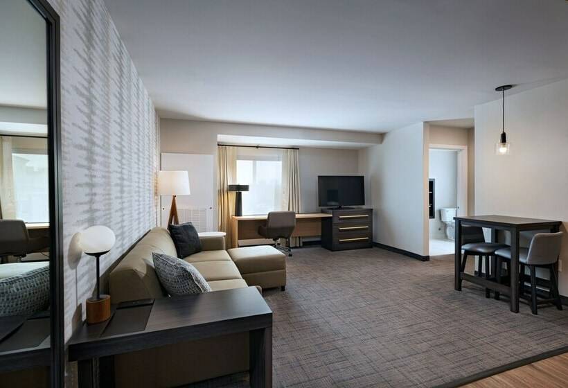 Люкс, Residence Inn New Brunswick Tower Center Blvd