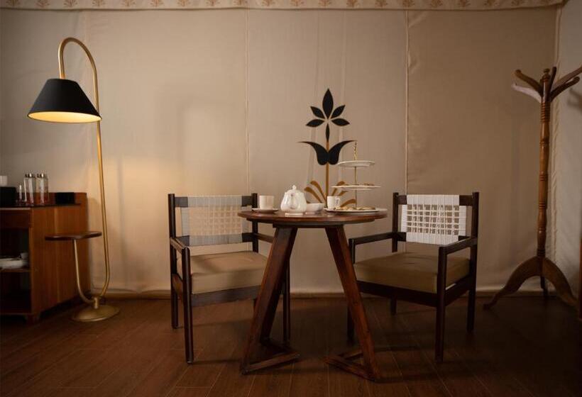 Standard Tent, Rosetta By Ferns