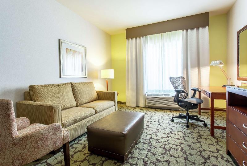 Deluxe Suite King Bed, Hilton Garden Inn San Diego  Rancho Bernardo