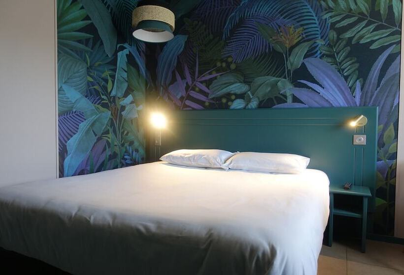 Номер Стандарт, Hôtel Grand Confort Le Moulin Rouge