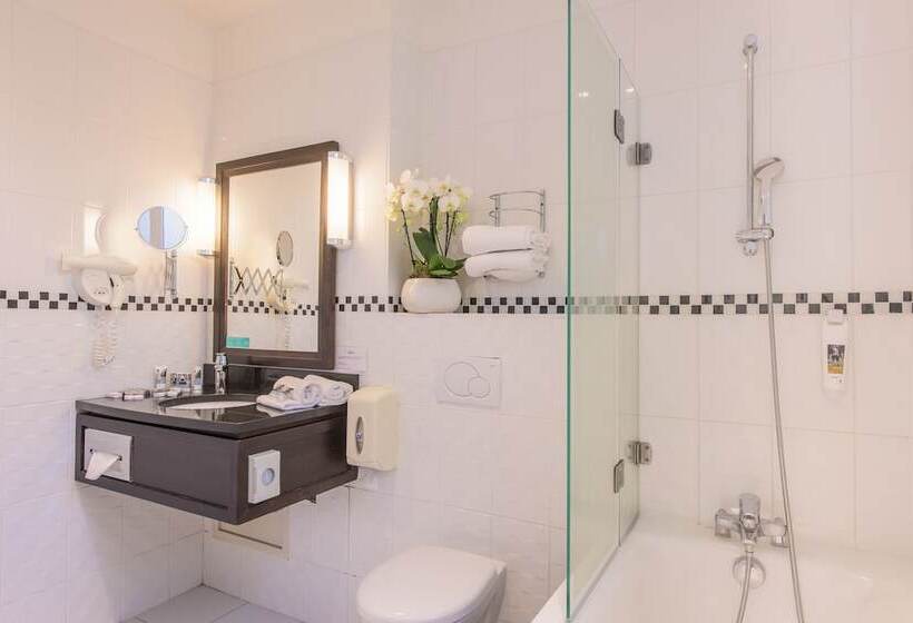 Классический Номер, Mercure Le Mans Centre