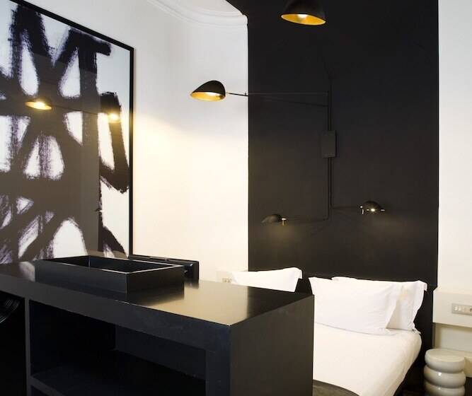 Habitación Estándar, Praktik Rambla