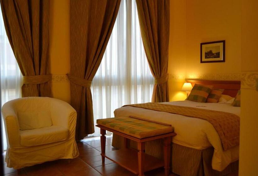 اتاق رویال, Seccy Hotel Boutique Art & Museum