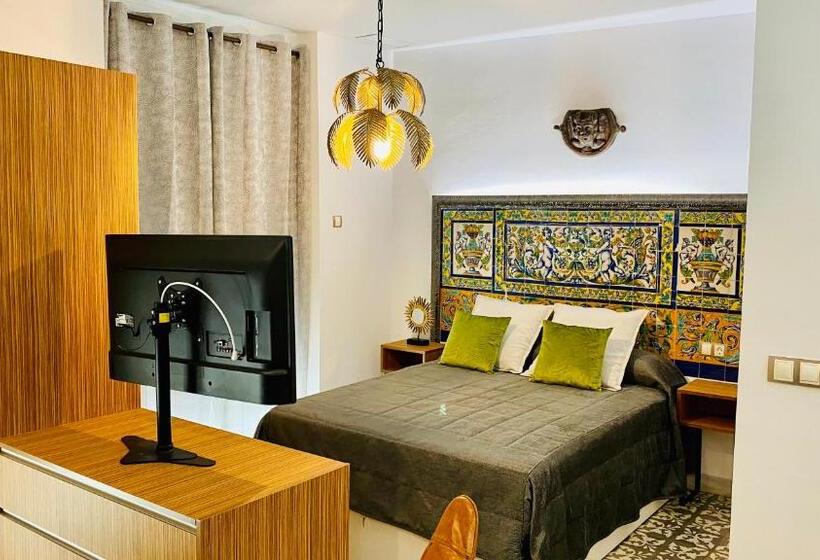 استودیوی لوکس, Apartamentos El Escondite De Triana
