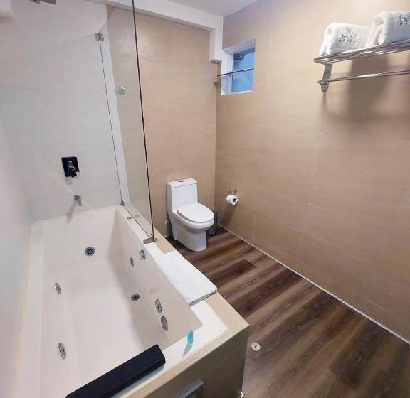 스위트, Equo Hotel Boutique