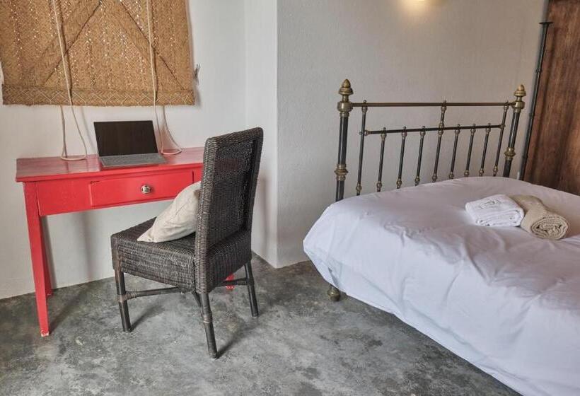 Дом 3 Спальни, Casa Do Brasão