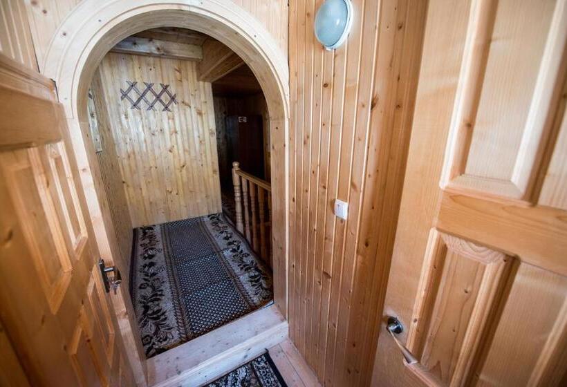Номер Стандарт Вид на Горы, Gazdіvska Hata Guest House