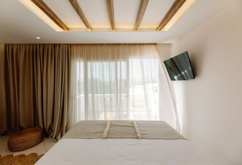 سوییت لوکس, Aegean Palace