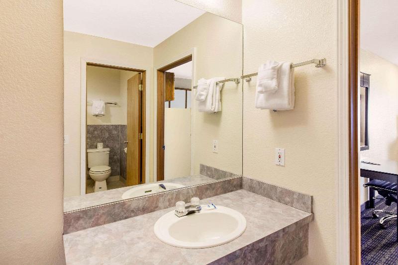 Номер Стандарт Адаптированный для Инвалидов, Crowne Plaza London   Kingston By Ihg